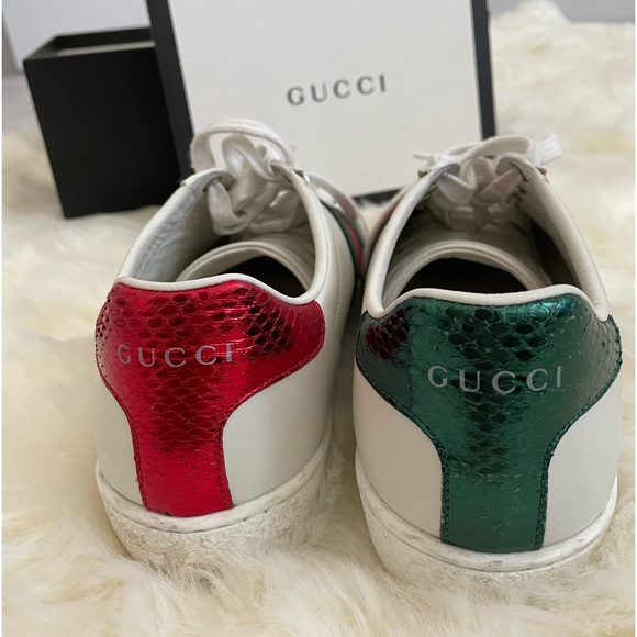 Gucci - Picture 1 of 4